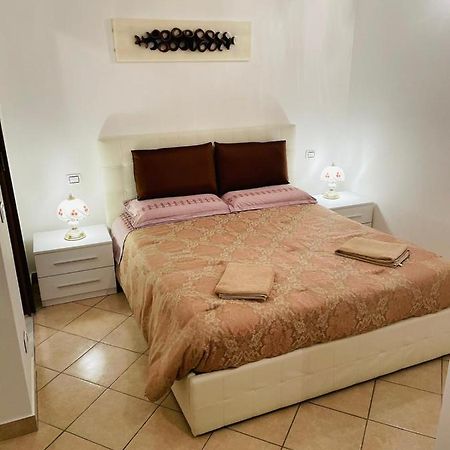 Apartmán Casa Dei Fiori 2 Somma Lombardo Exteriér fotografie
