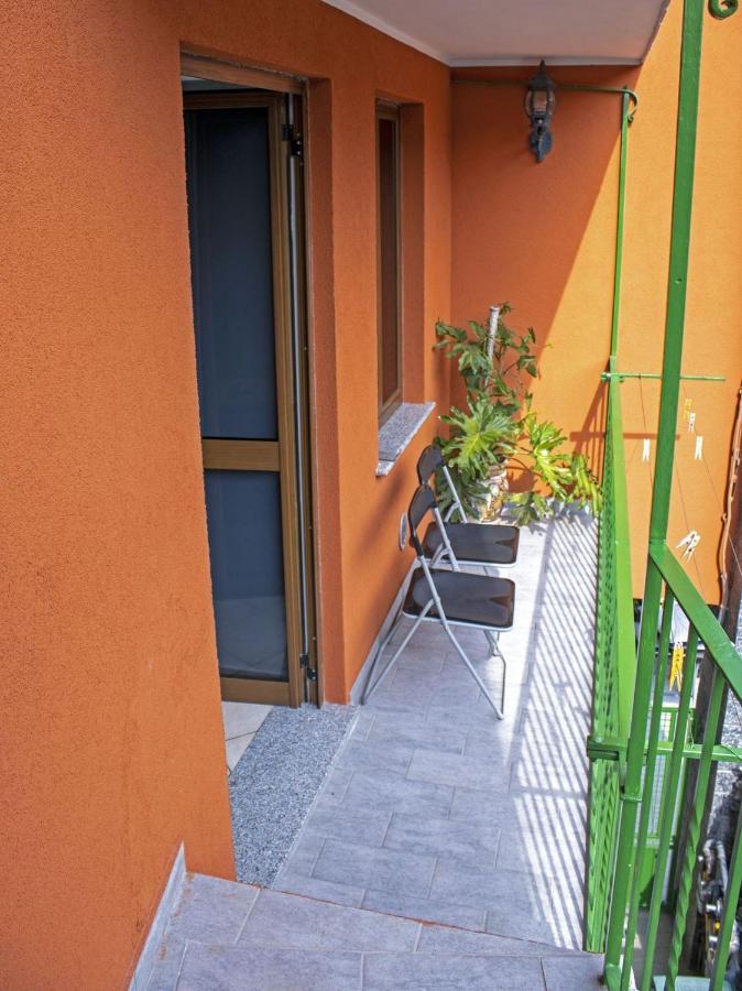 Apartmán Casa Dei Fiori 2 Somma Lombardo Exteriér fotografie